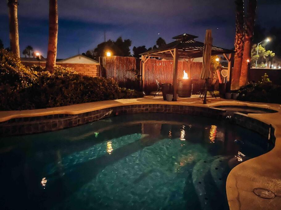 *Entertainment Villa* 5Min To Strip Optional Heated Pool Jacuzzi! ลาสเวกัส ภายนอก รูปภาพ